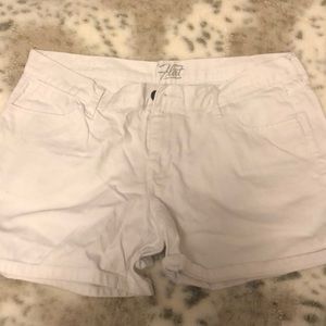 White jean short